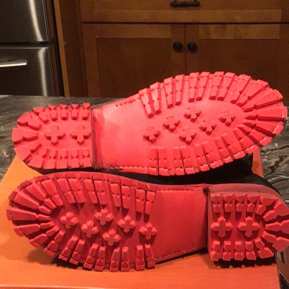 *OLD GRINGO* Bushwick - Black size 8. Worn once; essentially brand new. - Picture 3 of 10